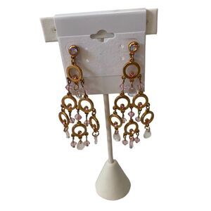 Gorgeous yellow gold chandelier earrings w/ pink & clear iridescent gemstones